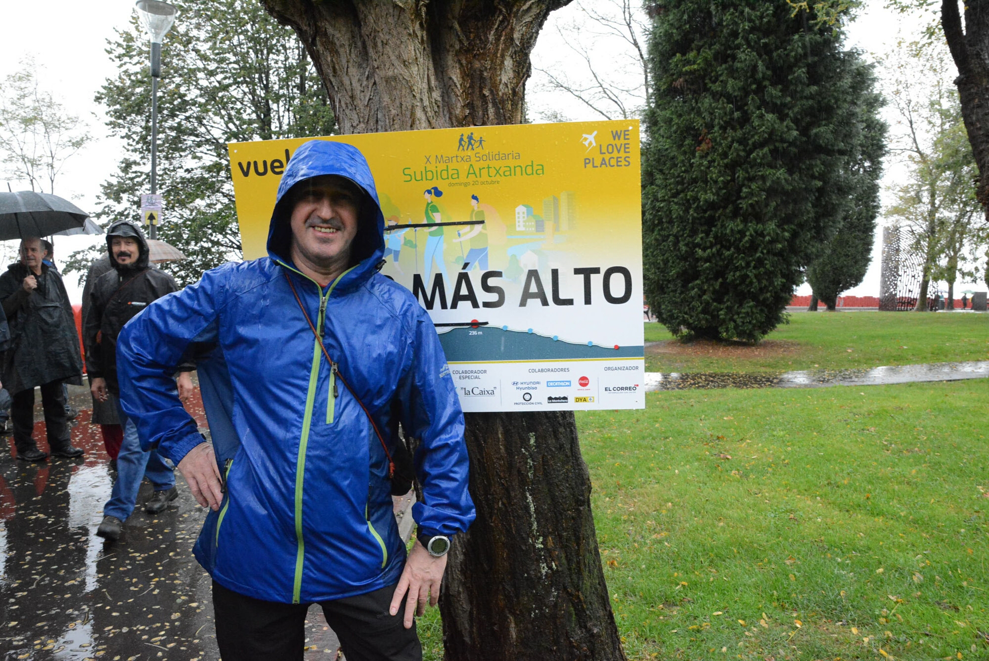 Foto 14 de la avituallamiento y mirador - Galería de la Subida a Artxanda 2019